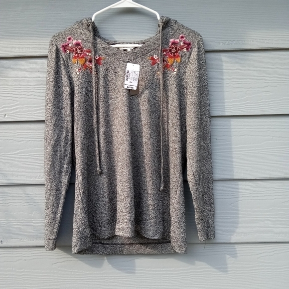 New Women's Christopher & Banks Gray Hoodie Sweater Size Petite Small Flowers - Picture 2 of 5